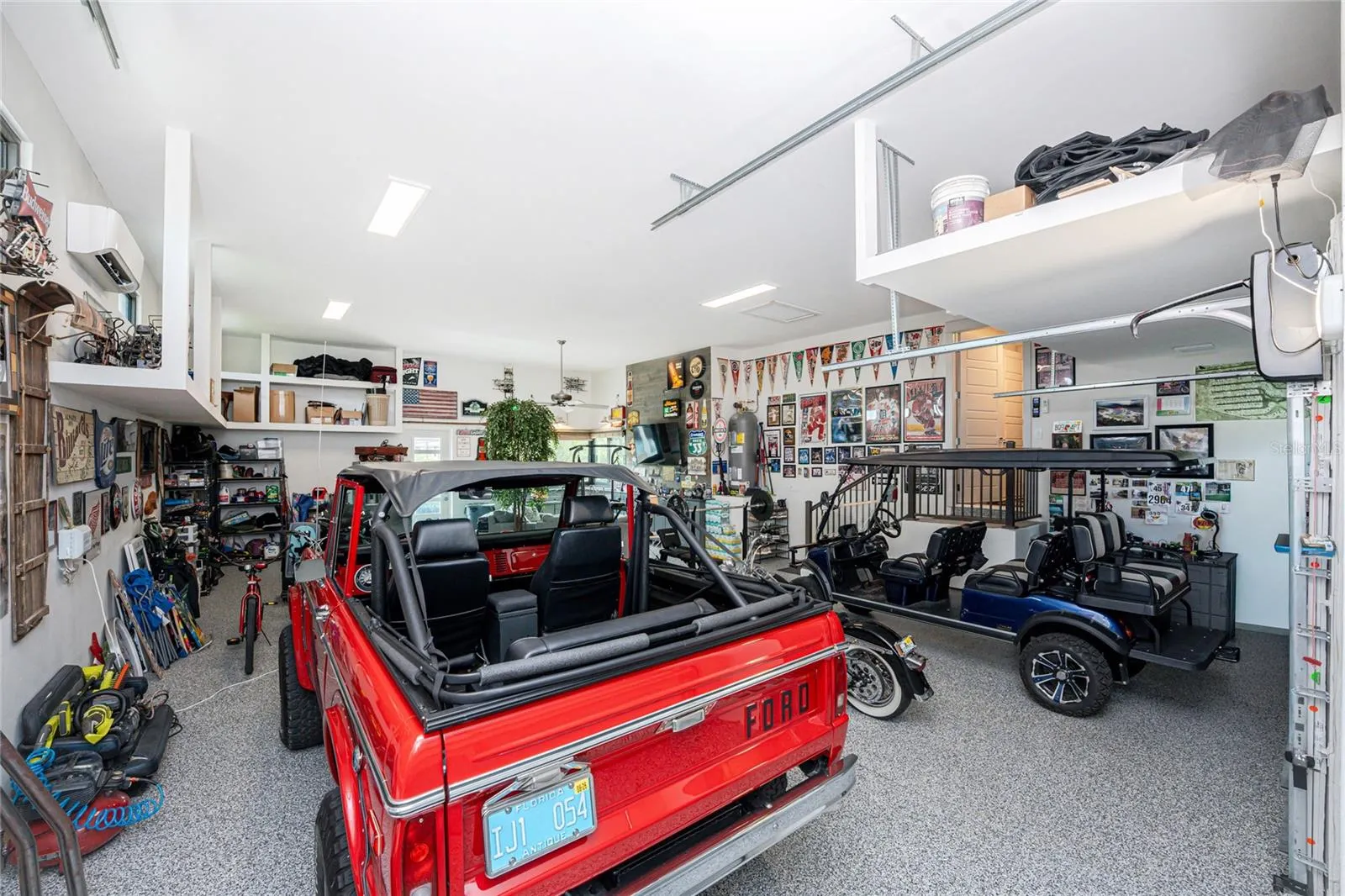 3824 COLONY CT