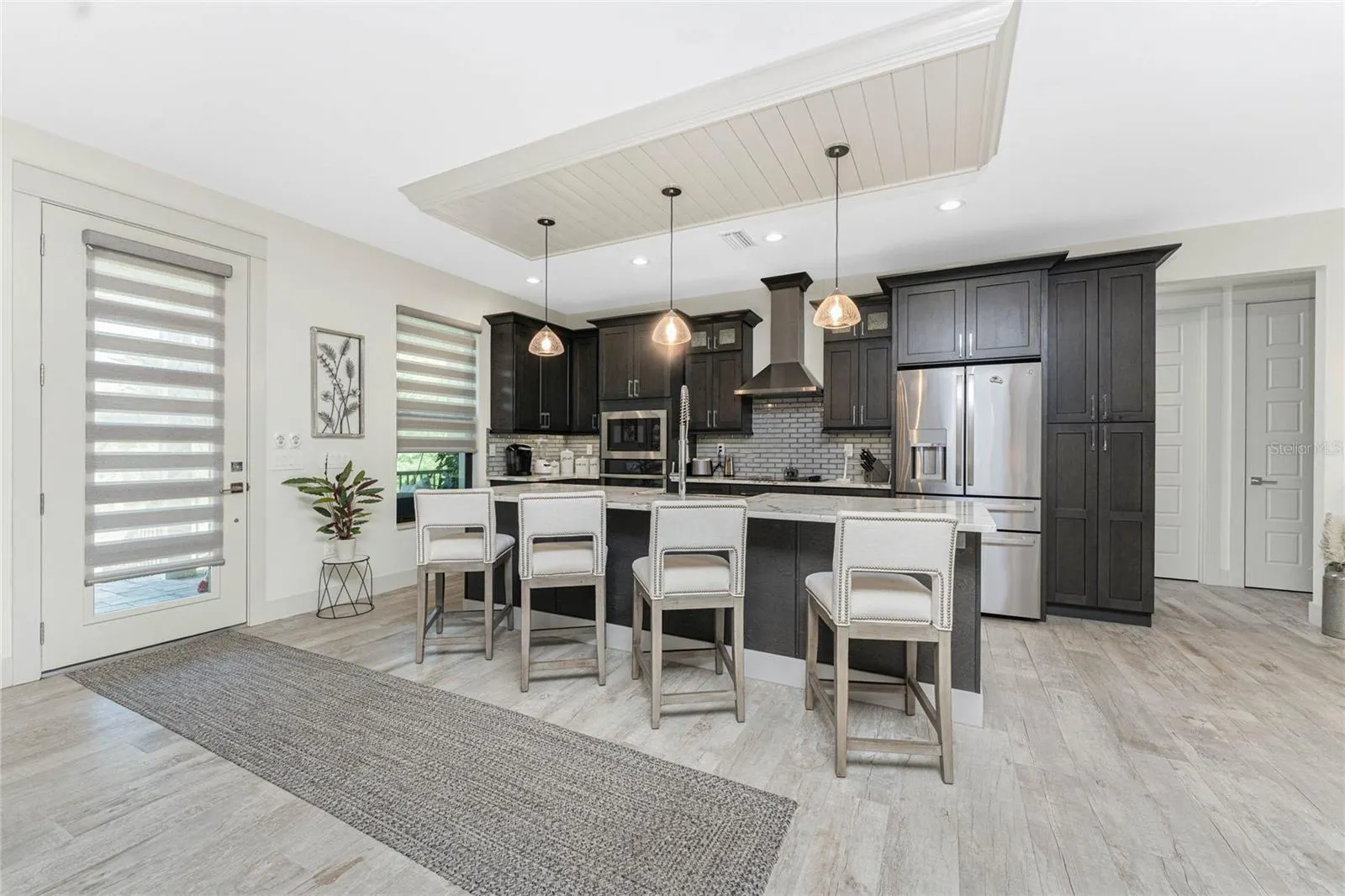 3824 COLONY CT