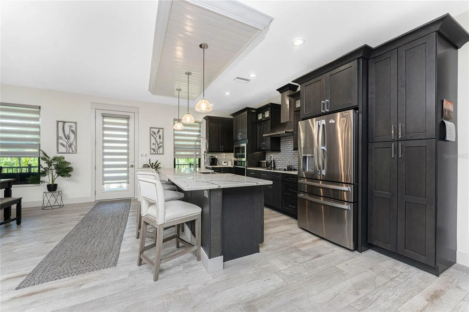 3824 COLONY CT