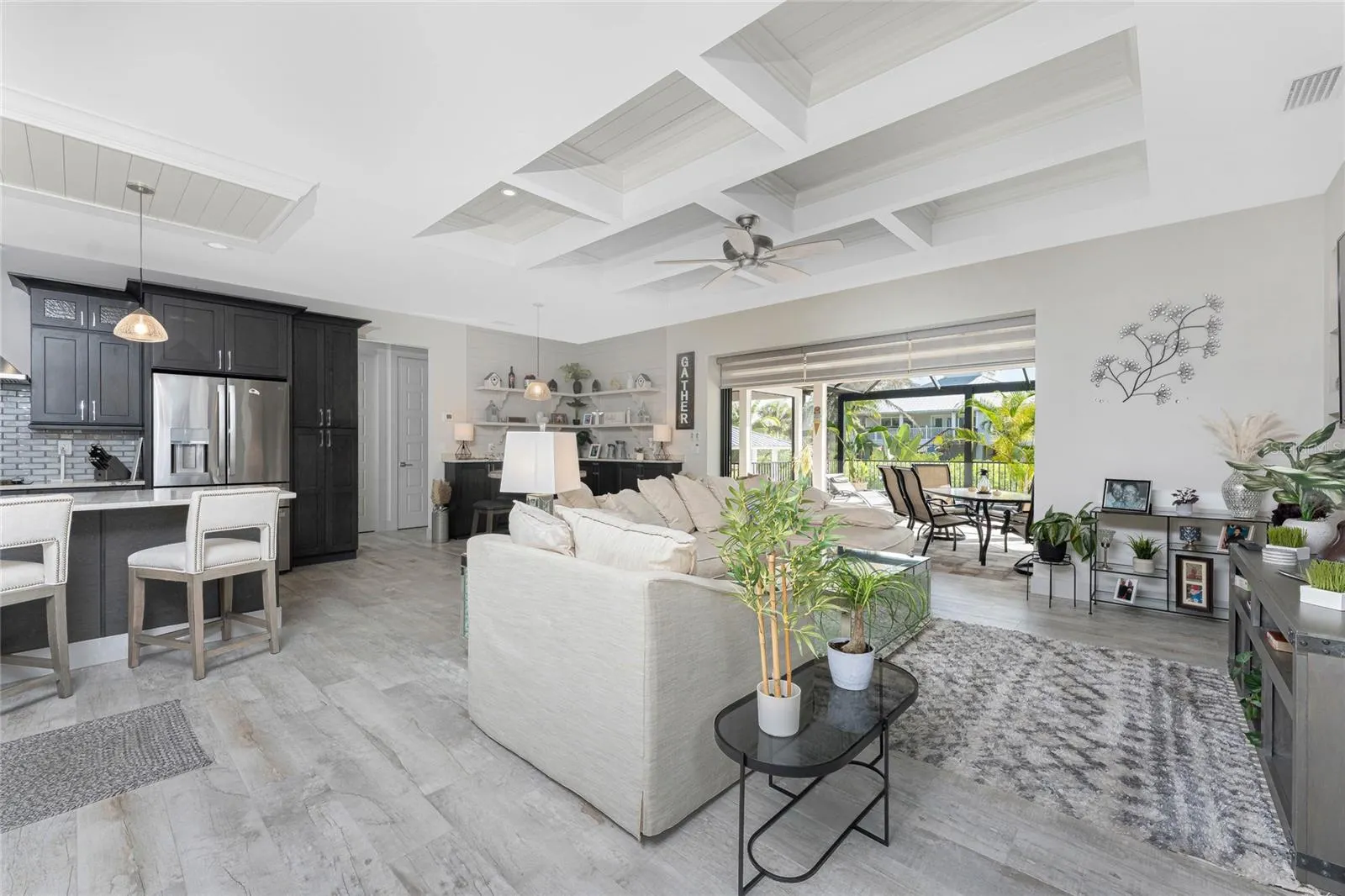 3824 COLONY CT