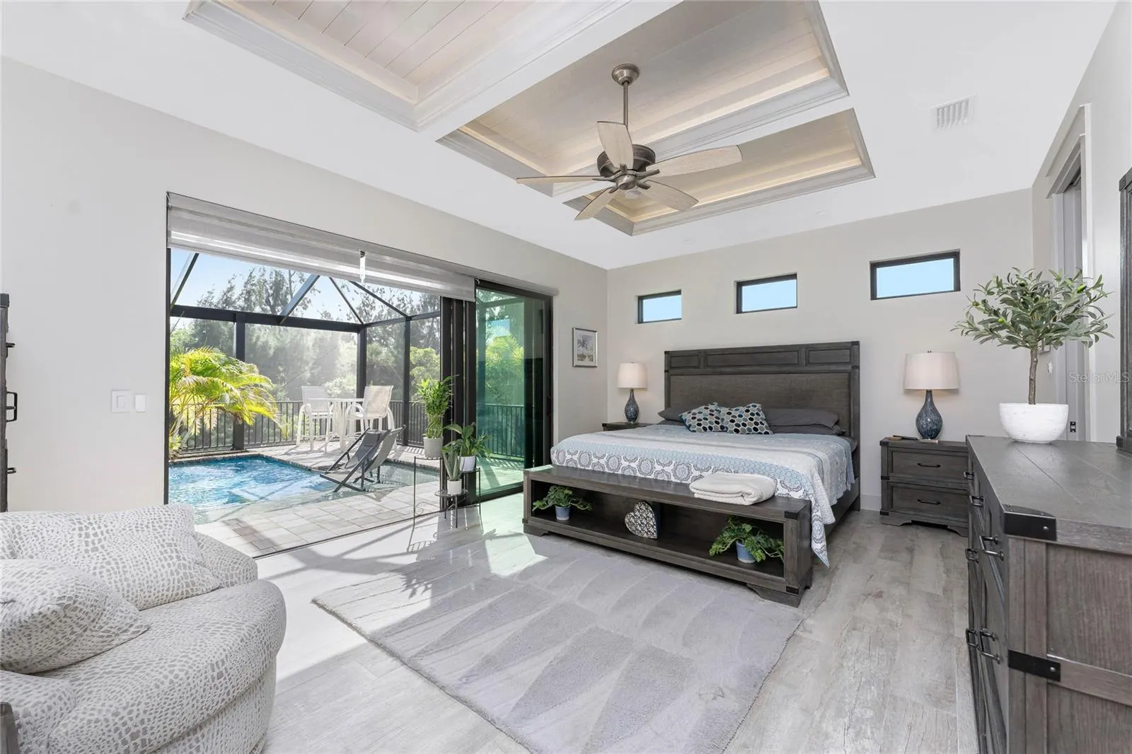 3824 COLONY CT