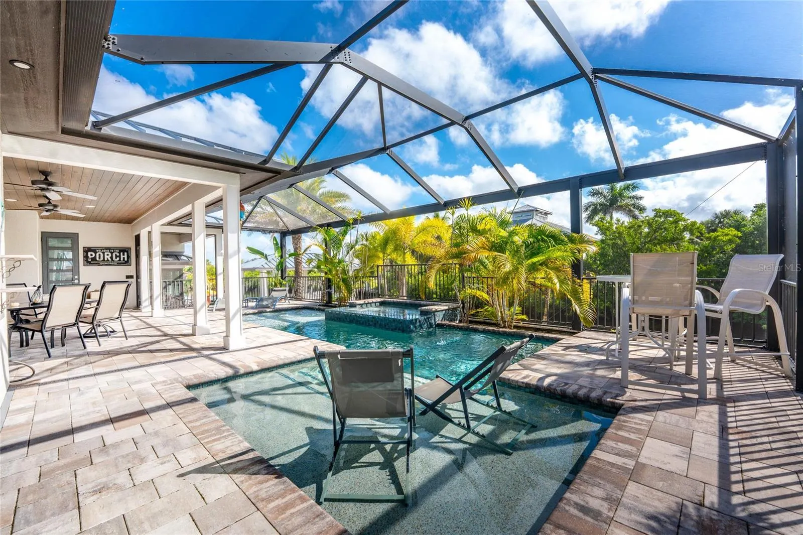 3824 COLONY CT