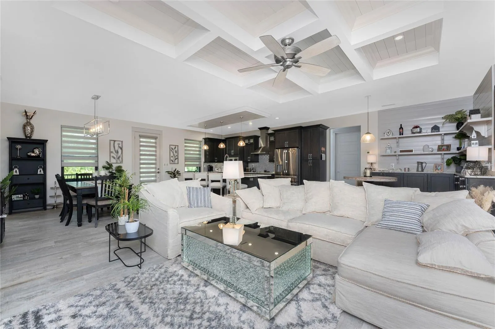 3824 COLONY CT