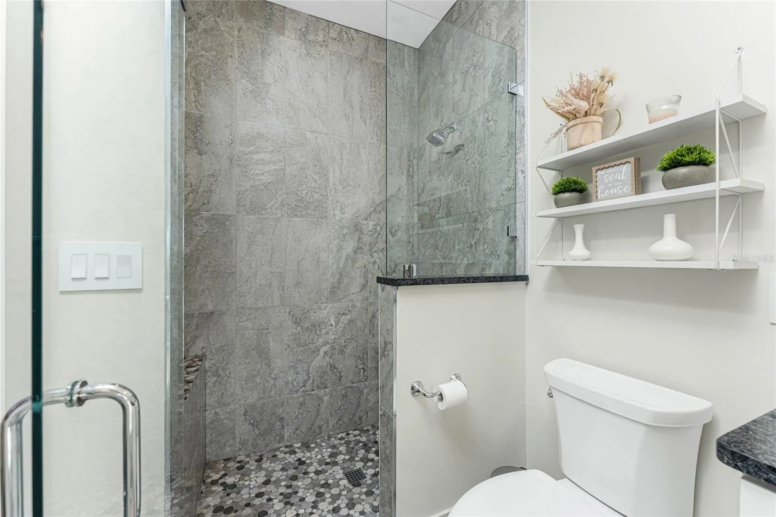 3824 COLONY CT