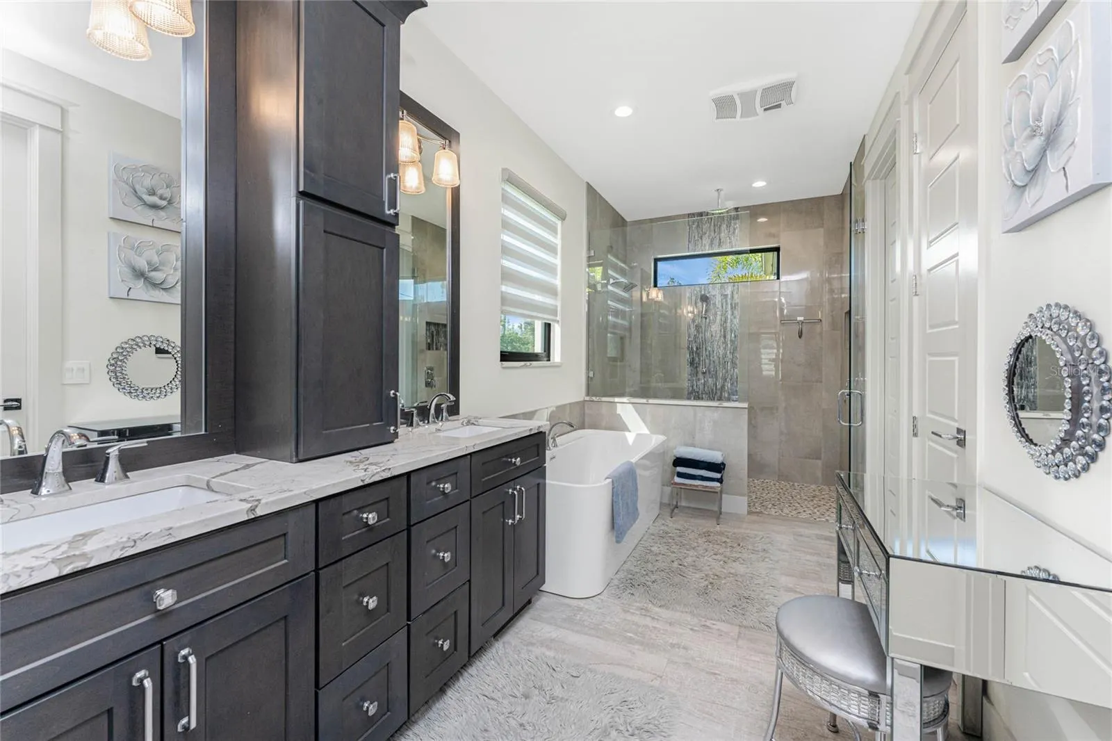 3824 COLONY CT
