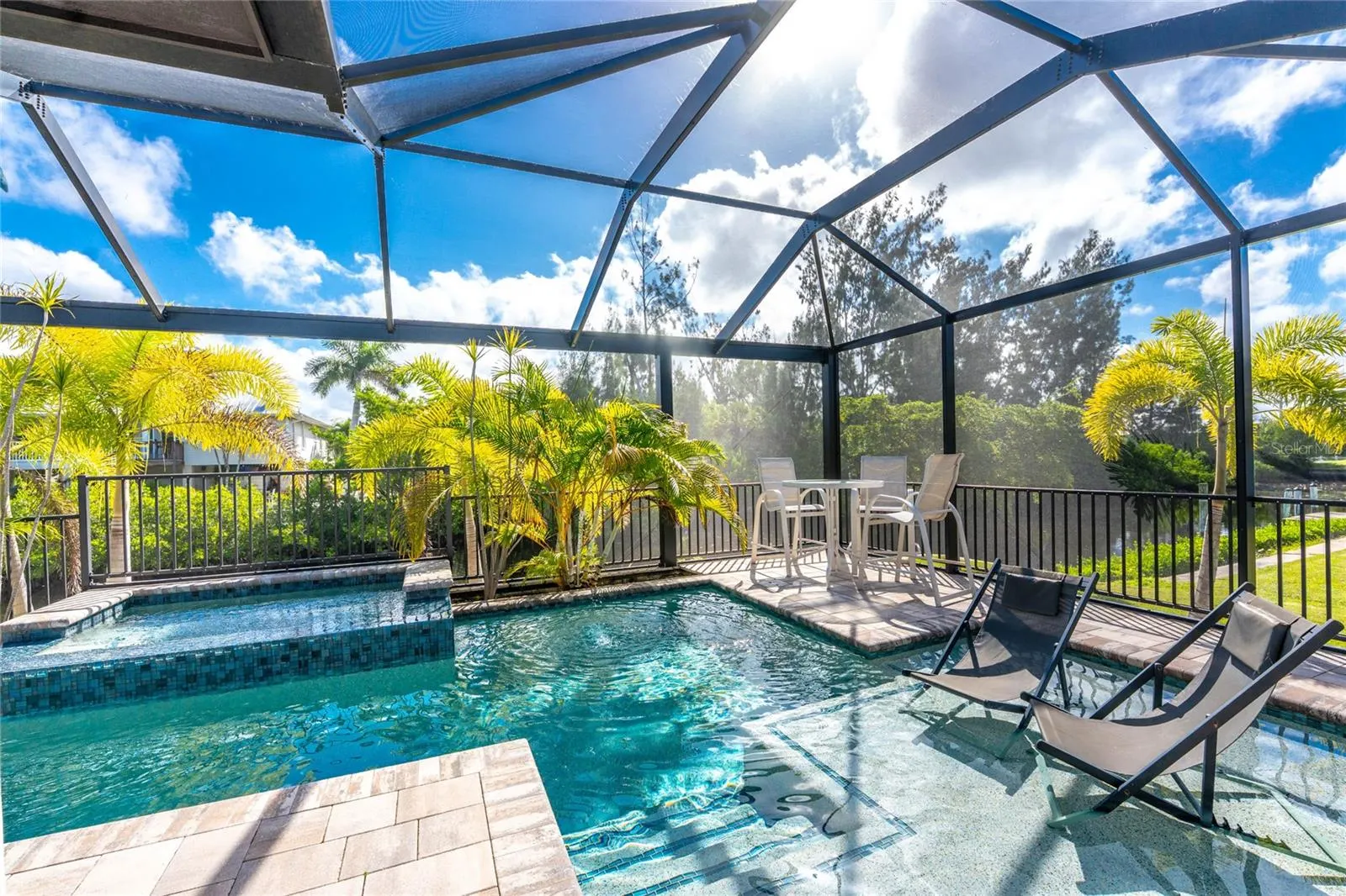 3824 COLONY CT