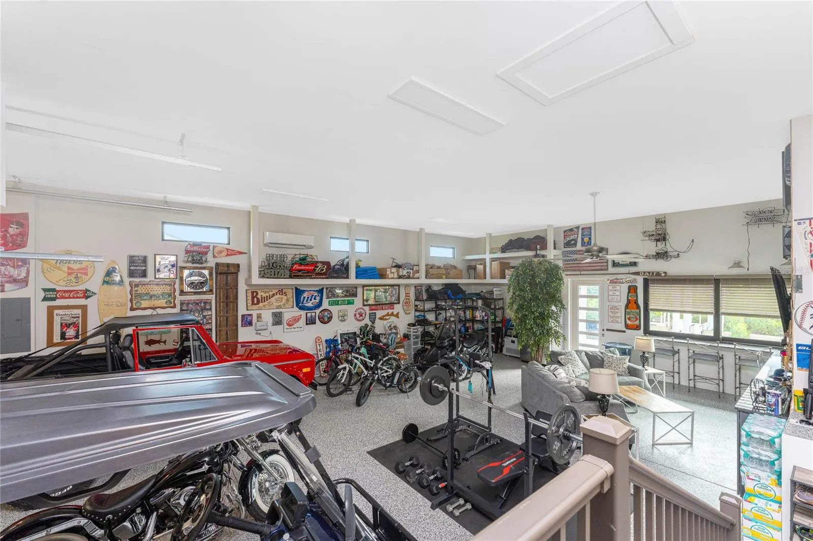 3824 COLONY CT