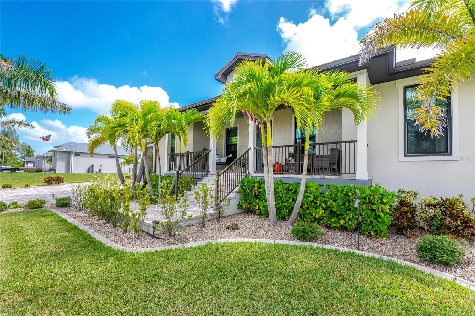 3824 COLONY CT