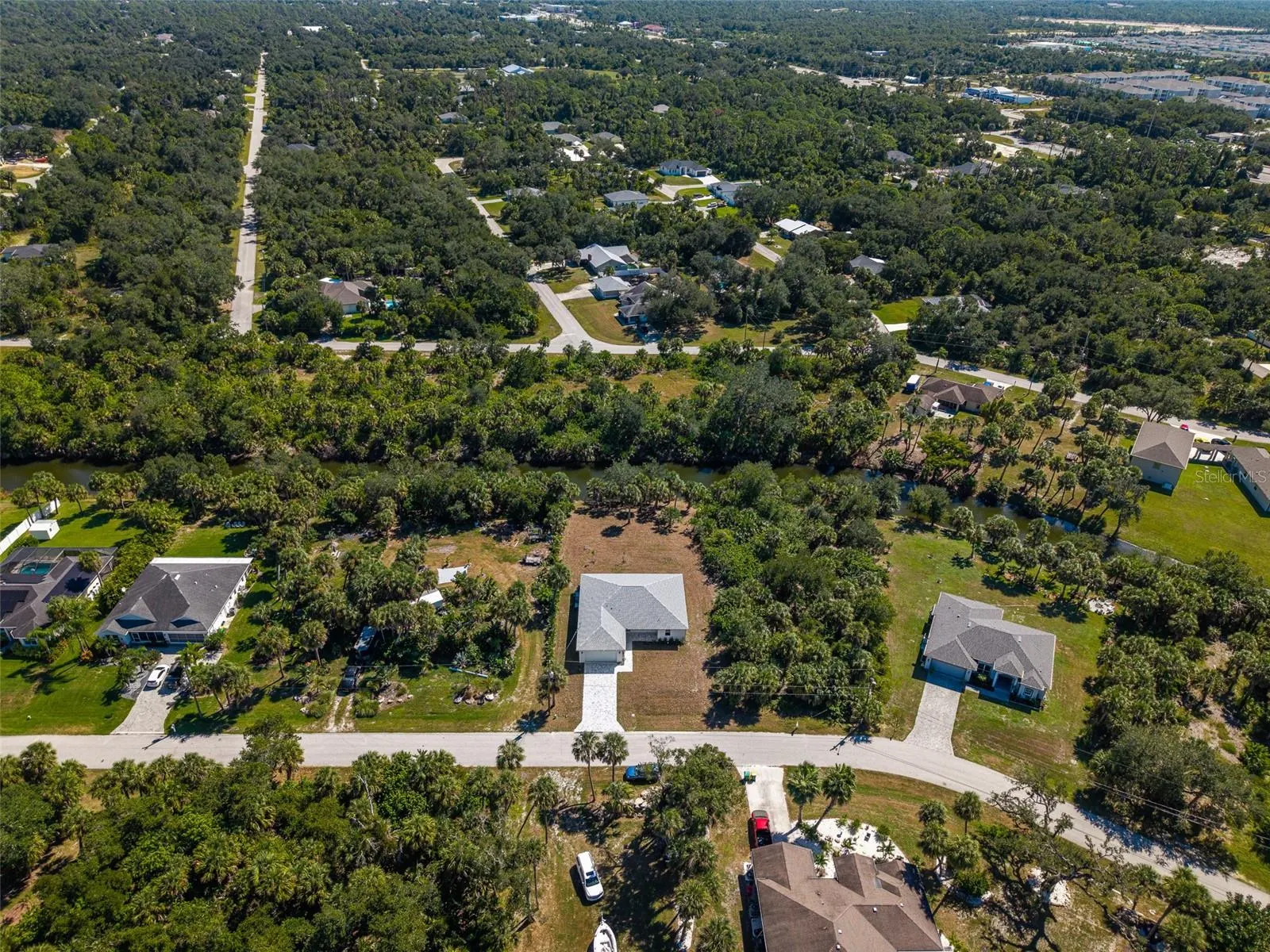 384 TAZEWELL DR