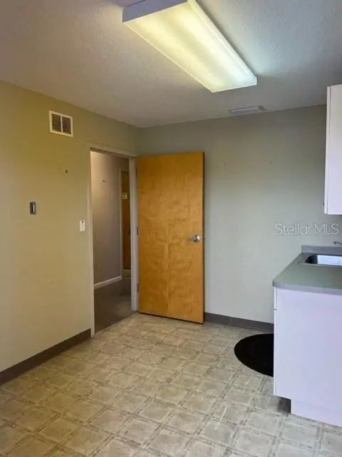 3390 TAMIAMI TRL #203, #203