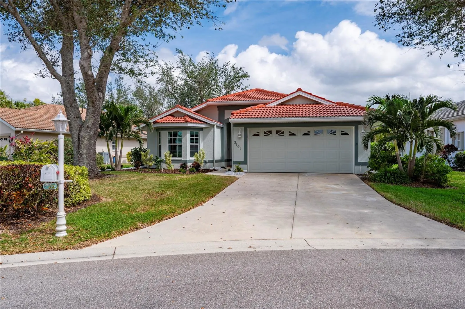 3191 VILLAGE LN