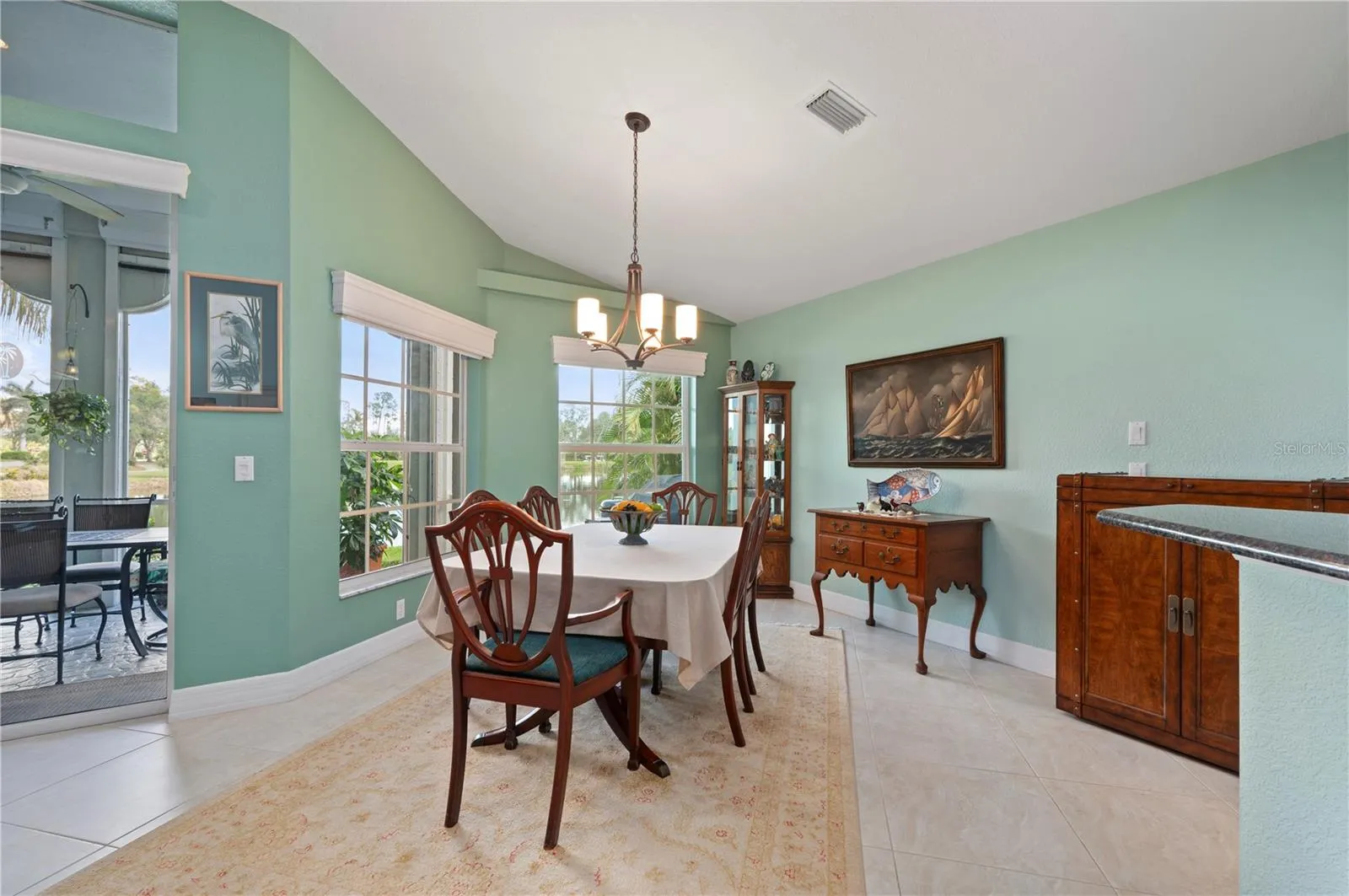 3191 VILLAGE LN