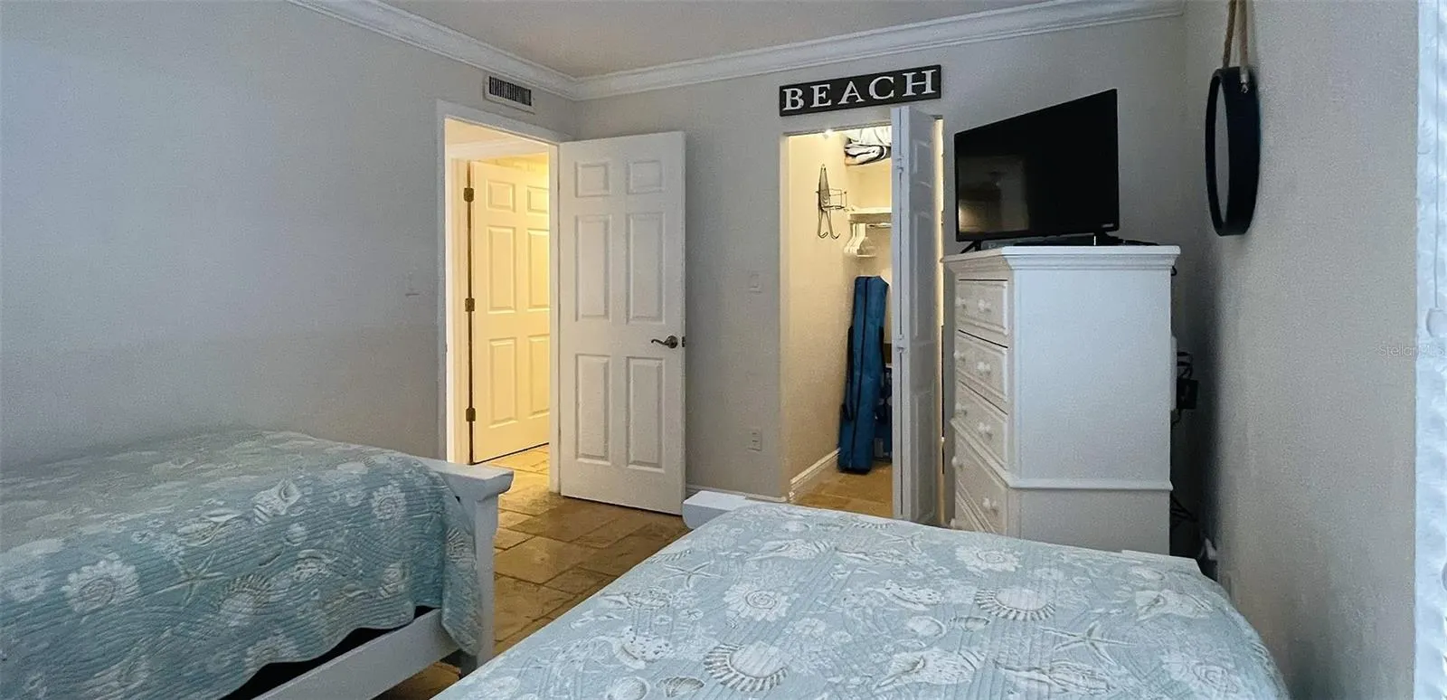 6480 MIDNIGHT PASS RD #403, #403
