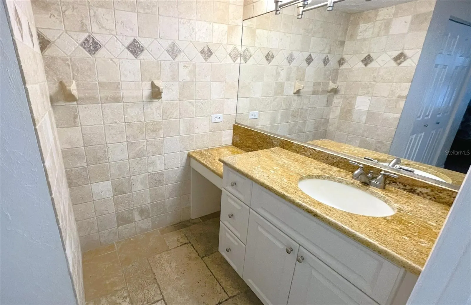 6480 MIDNIGHT PASS RD #403, #403