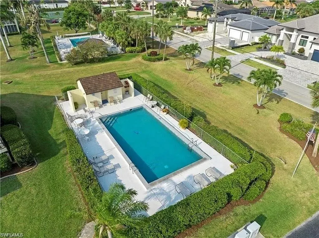 3920 BAL HARBOR BLVD #B1, #B1