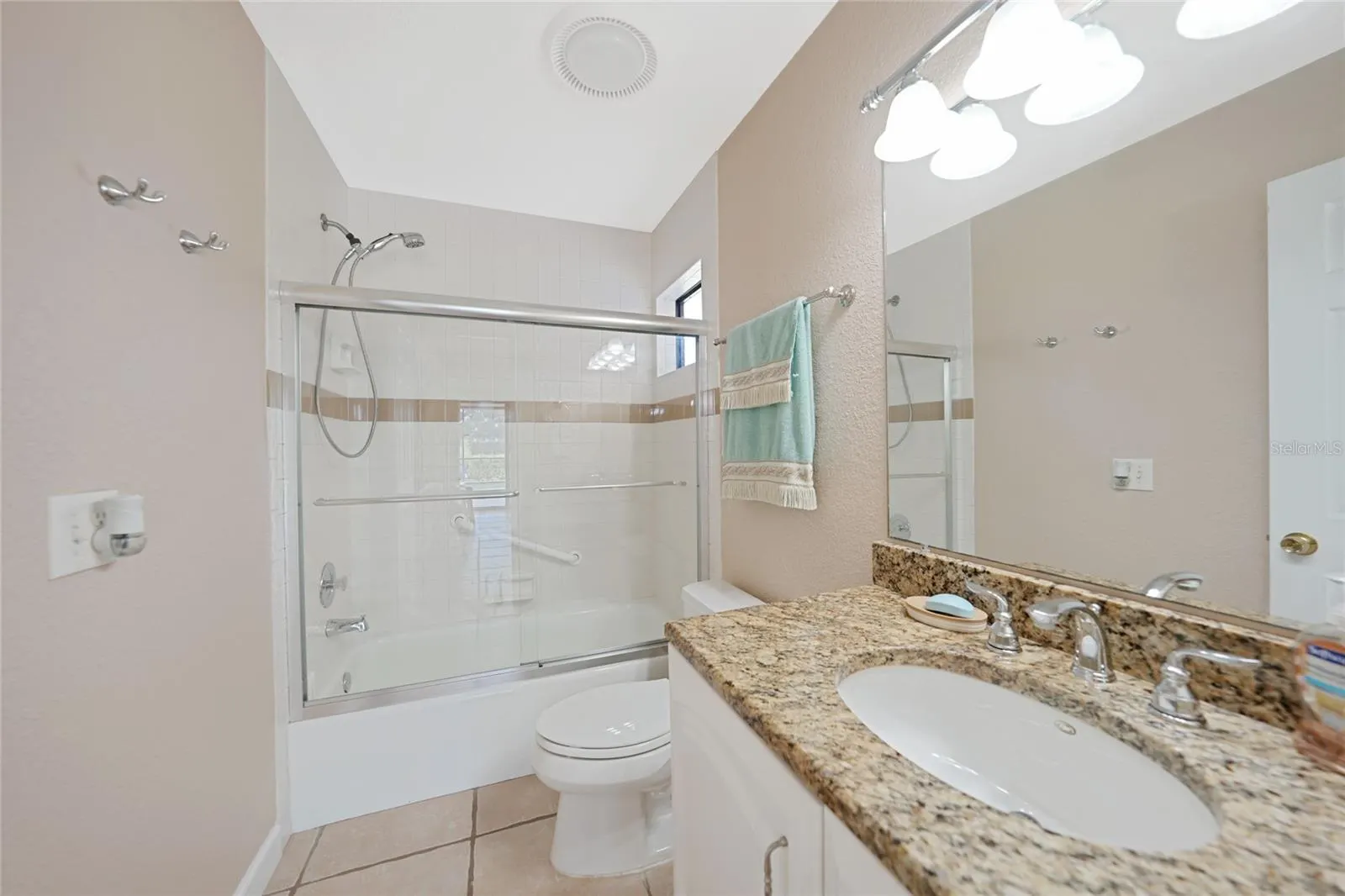3767 TRIPOLI BLVD