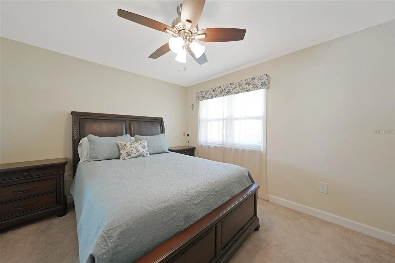 3767 TRIPOLI BLVD