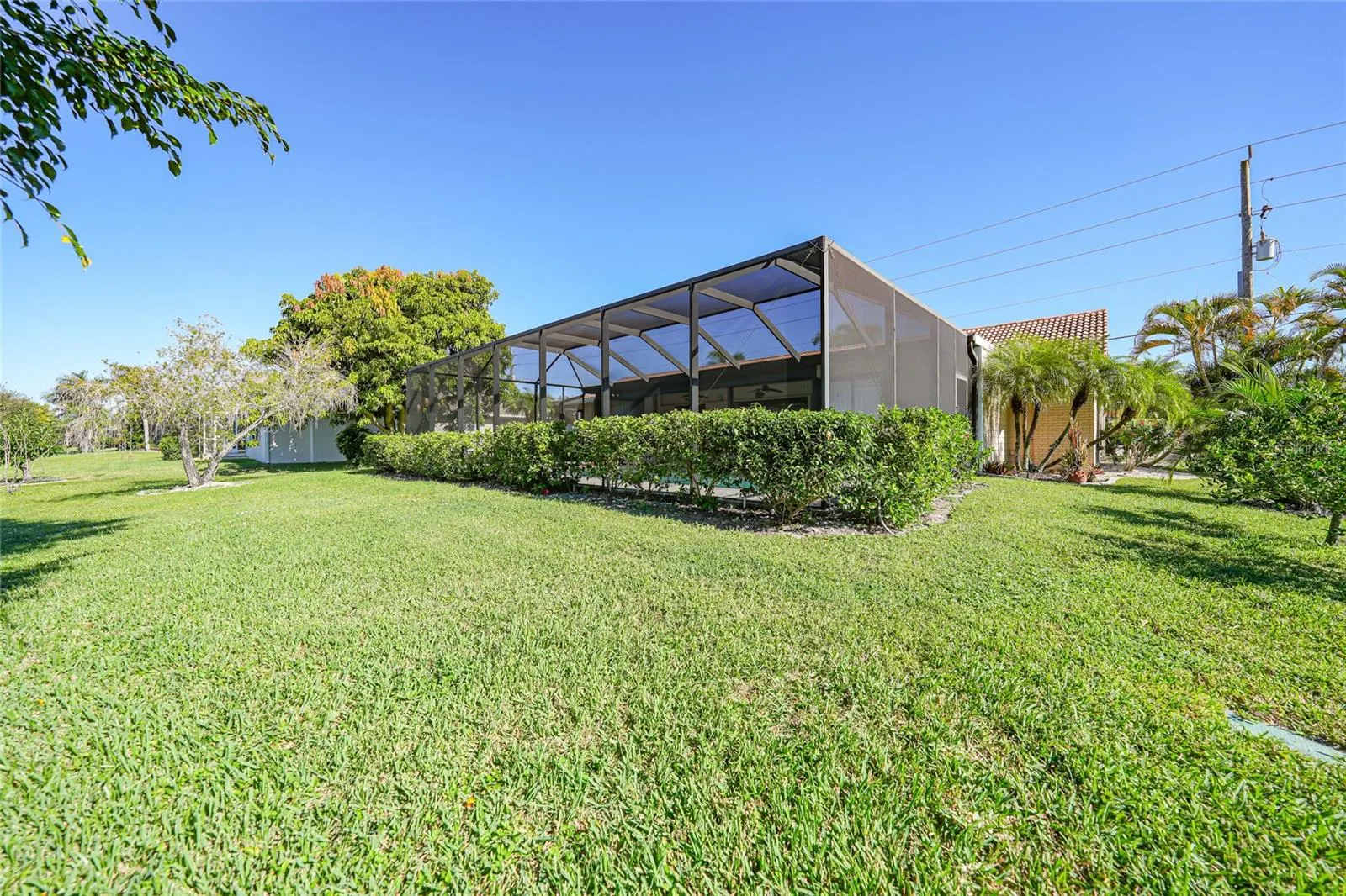 3767 TRIPOLI BLVD