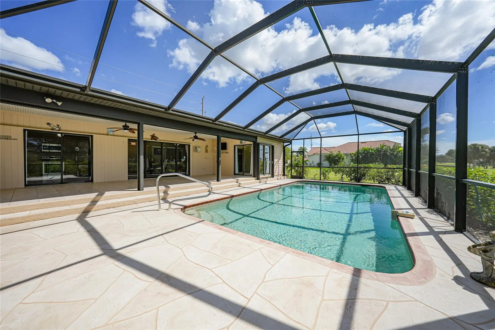 3767 TRIPOLI BLVD