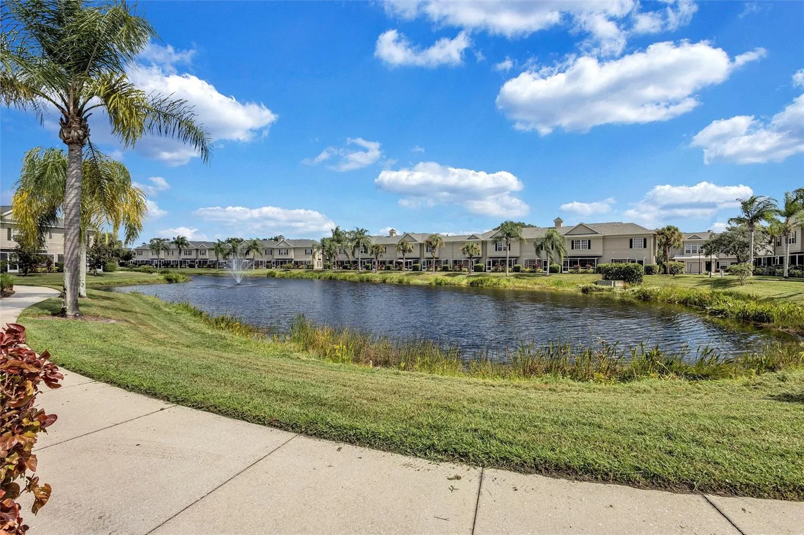 7696 PLANTATION CIR #7696, #7696