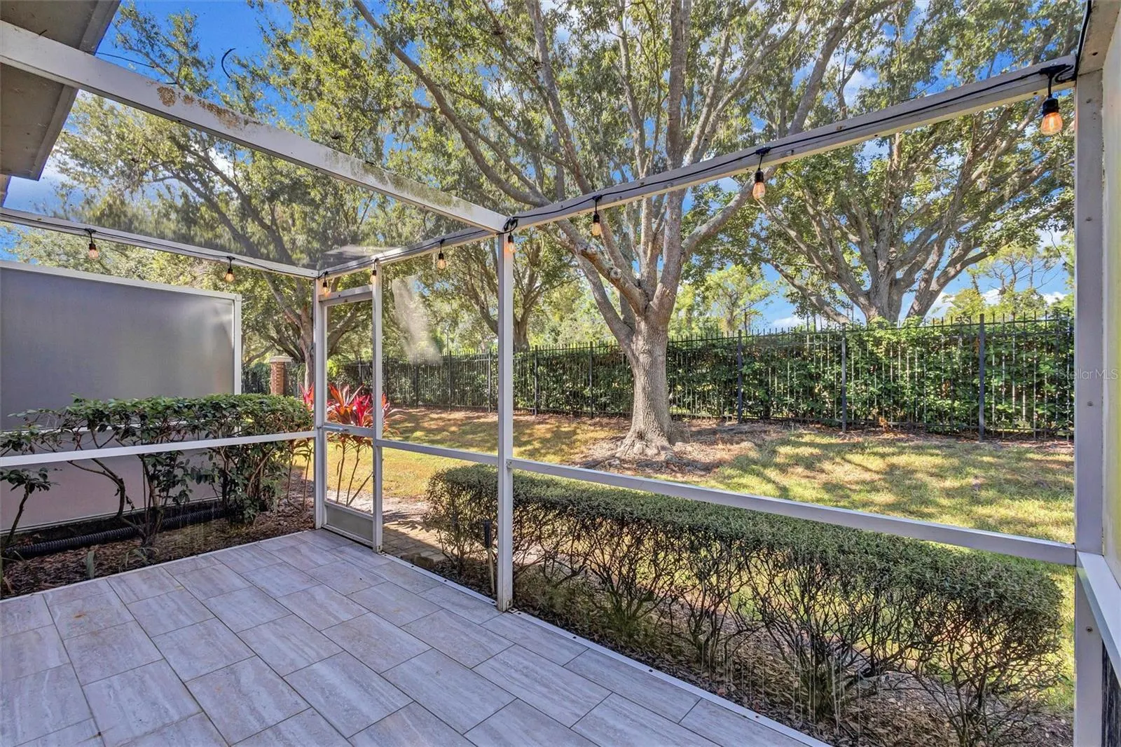 7696 PLANTATION CIR #7696, #7696
