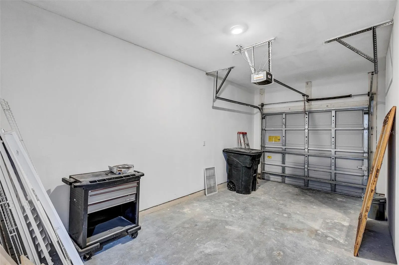 7696 PLANTATION CIR #7696, #7696