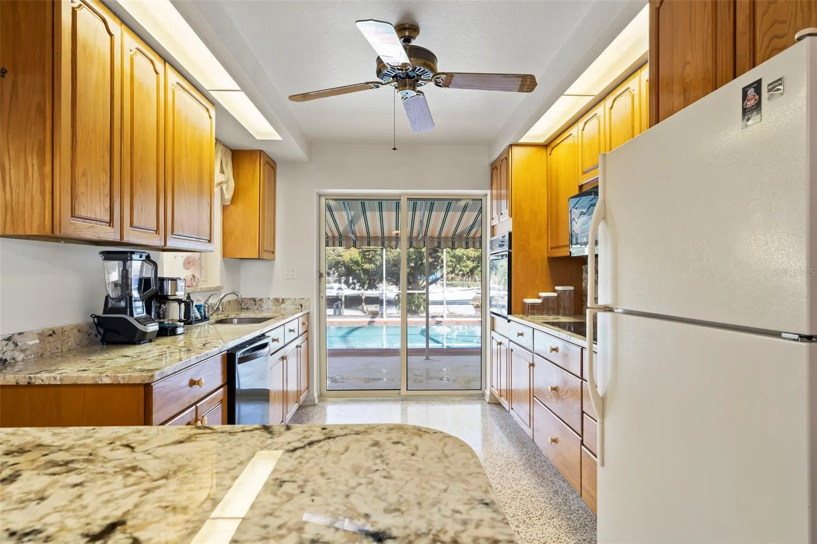 125 SMALL ST SE