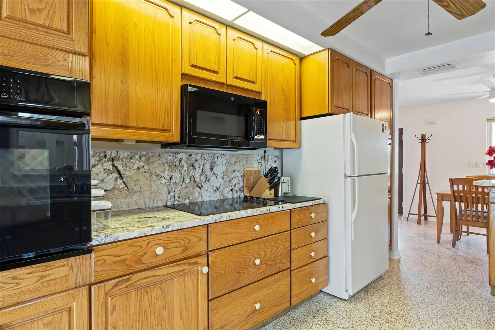 125 SMALL ST SE