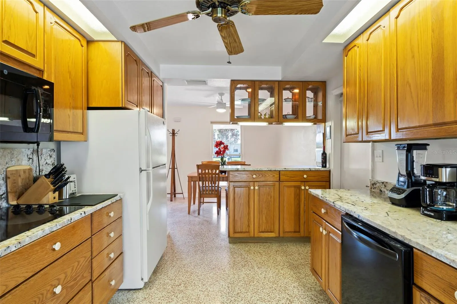 125 SMALL ST SE