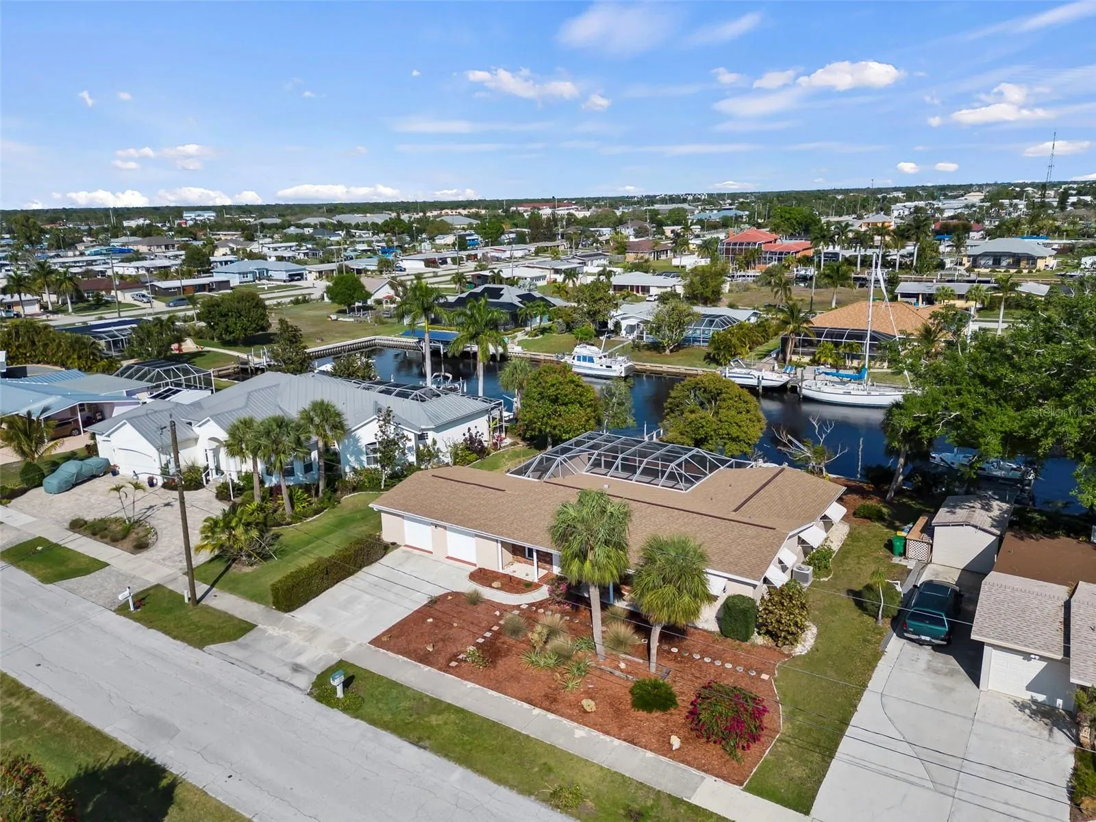 125 SMALL ST SE