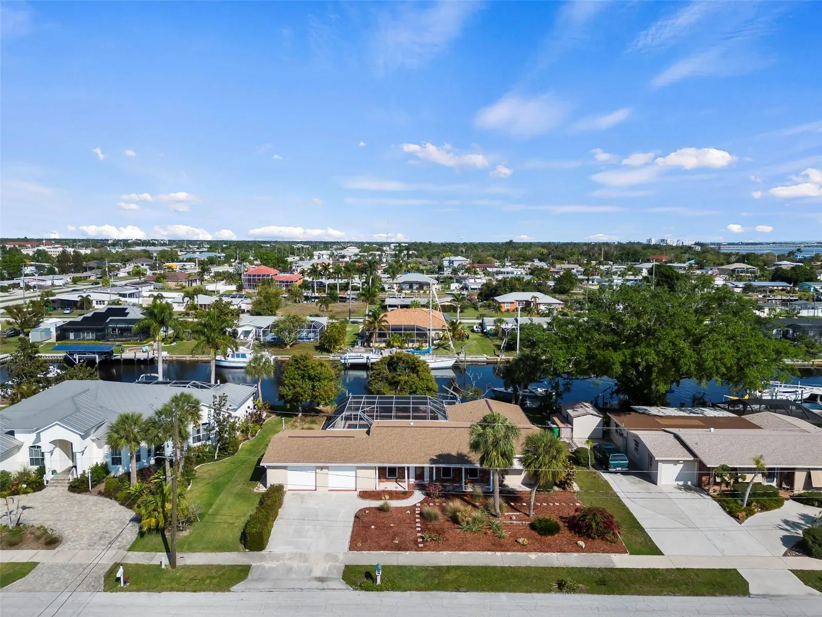 125 SMALL ST SE
