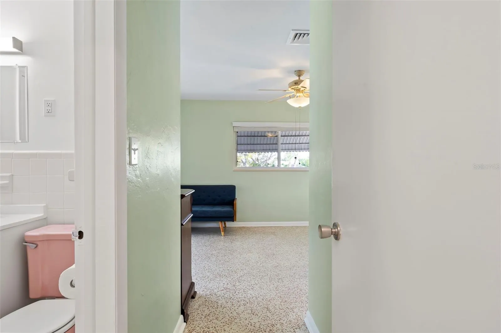 125 SMALL ST SE