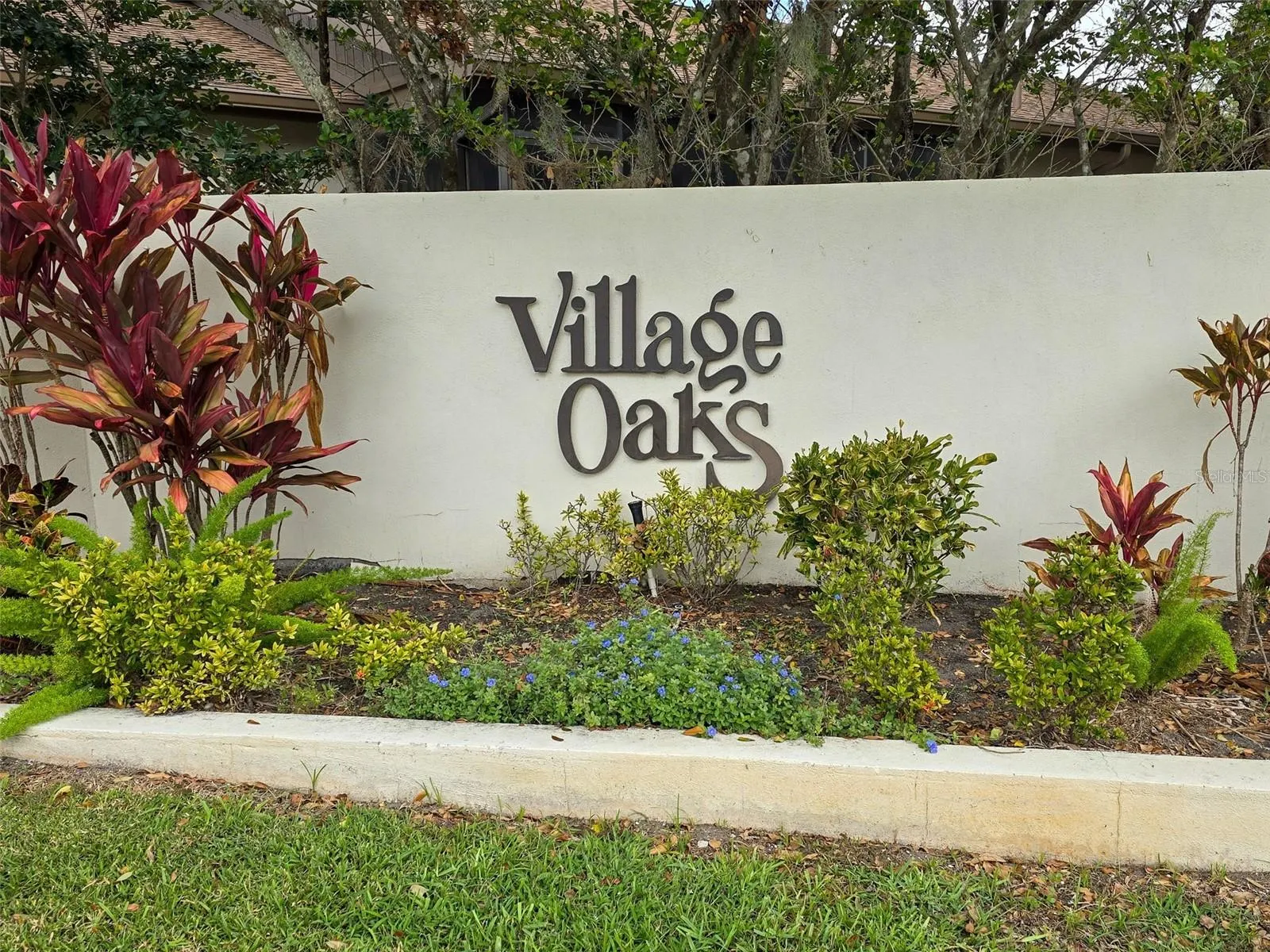 623 OAK HILL CIR #28, #28