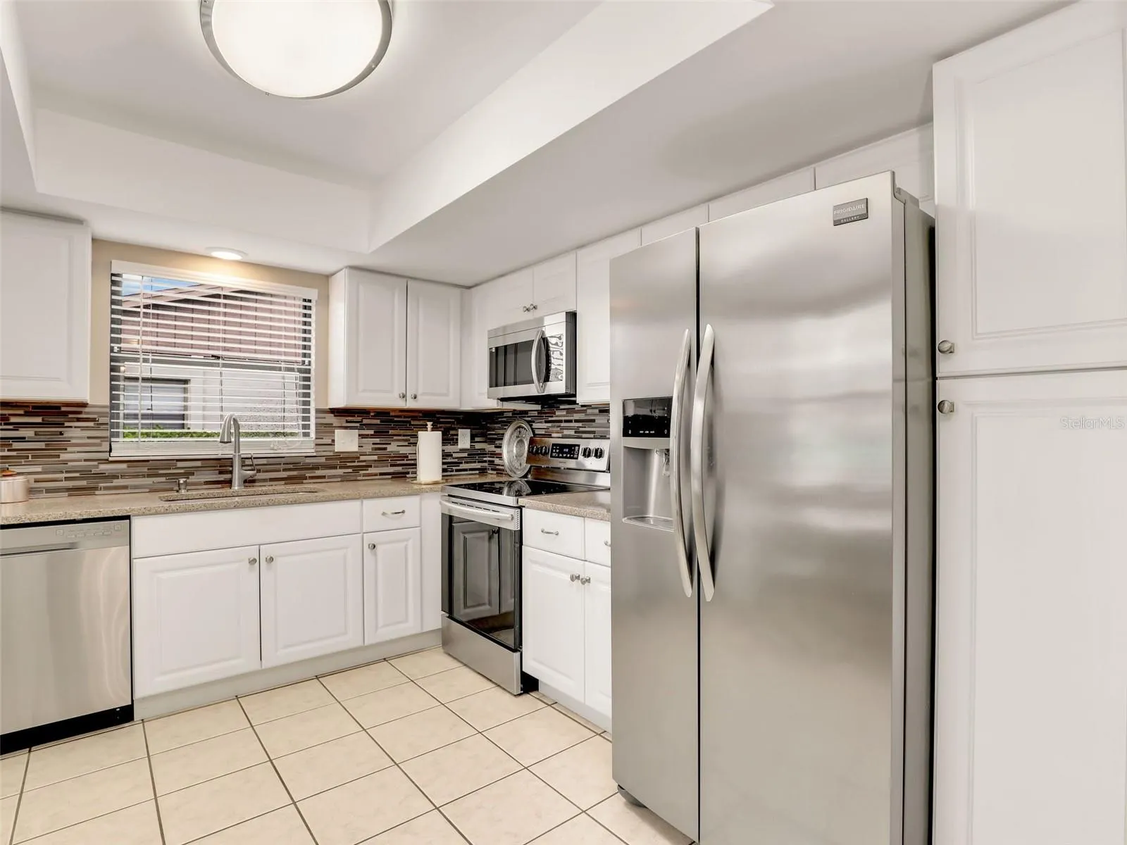 623 OAK HILL CIR #28, #28