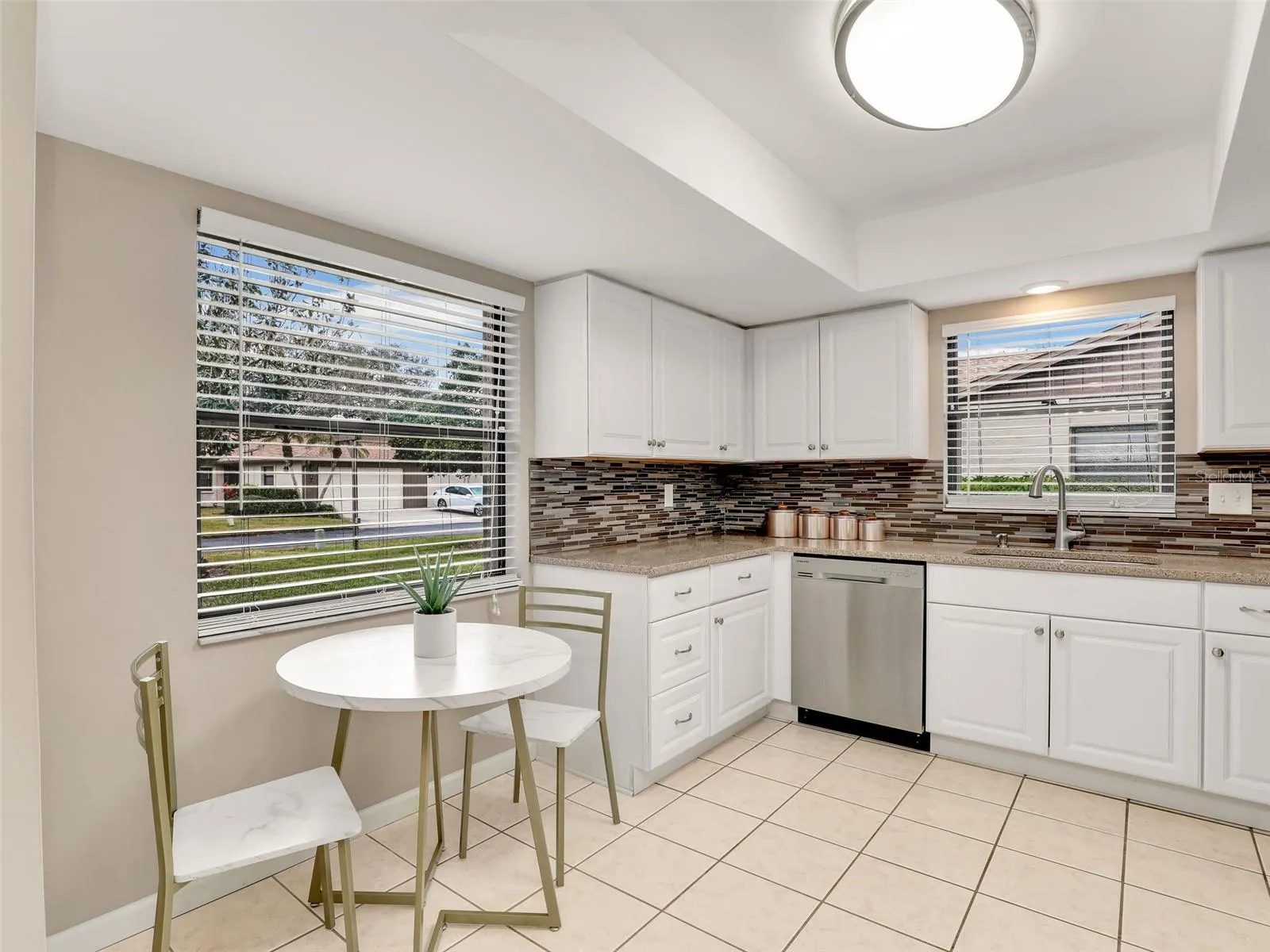 623 OAK HILL CIR #28, #28