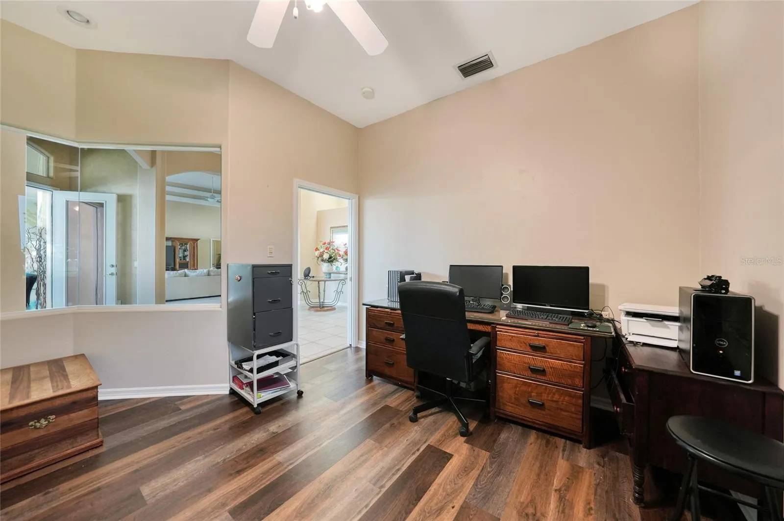 26089 TEMPLAR LN