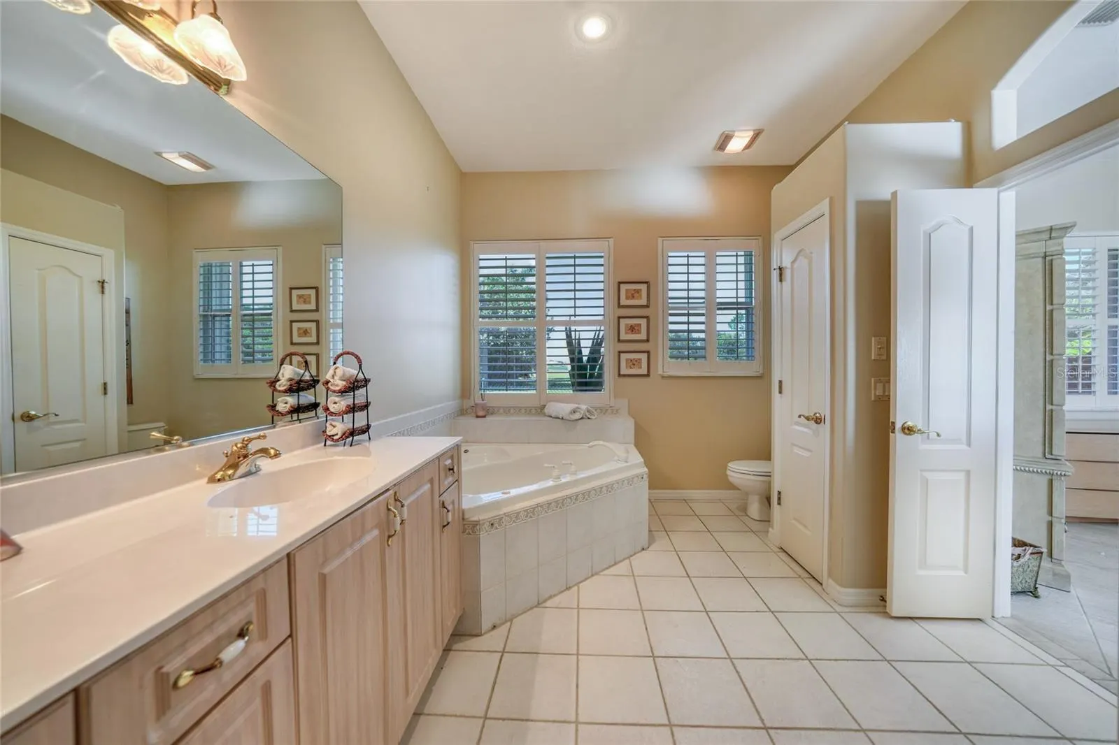 26089 TEMPLAR LN