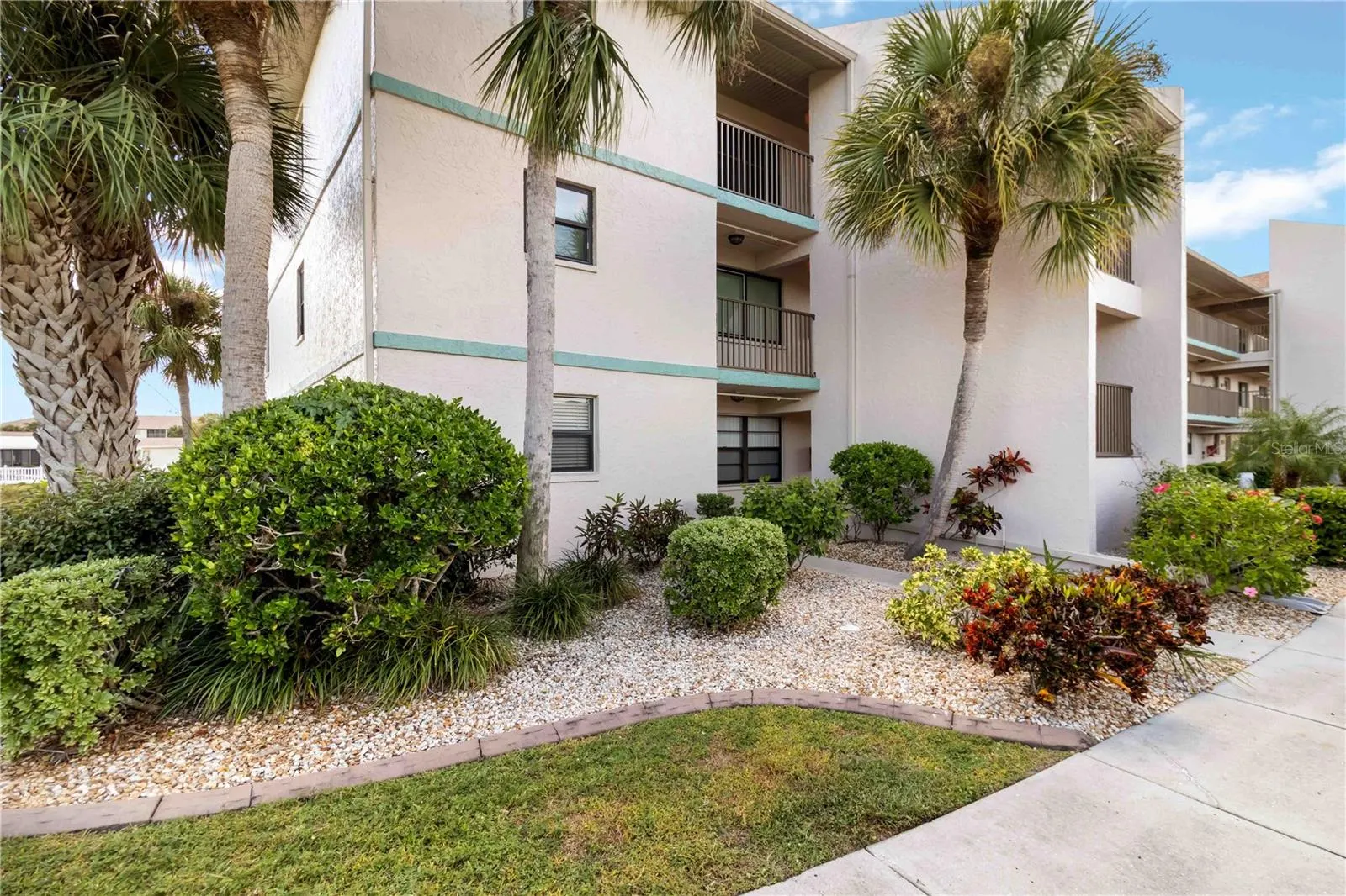 175 KINGS HWY #1022, #1022