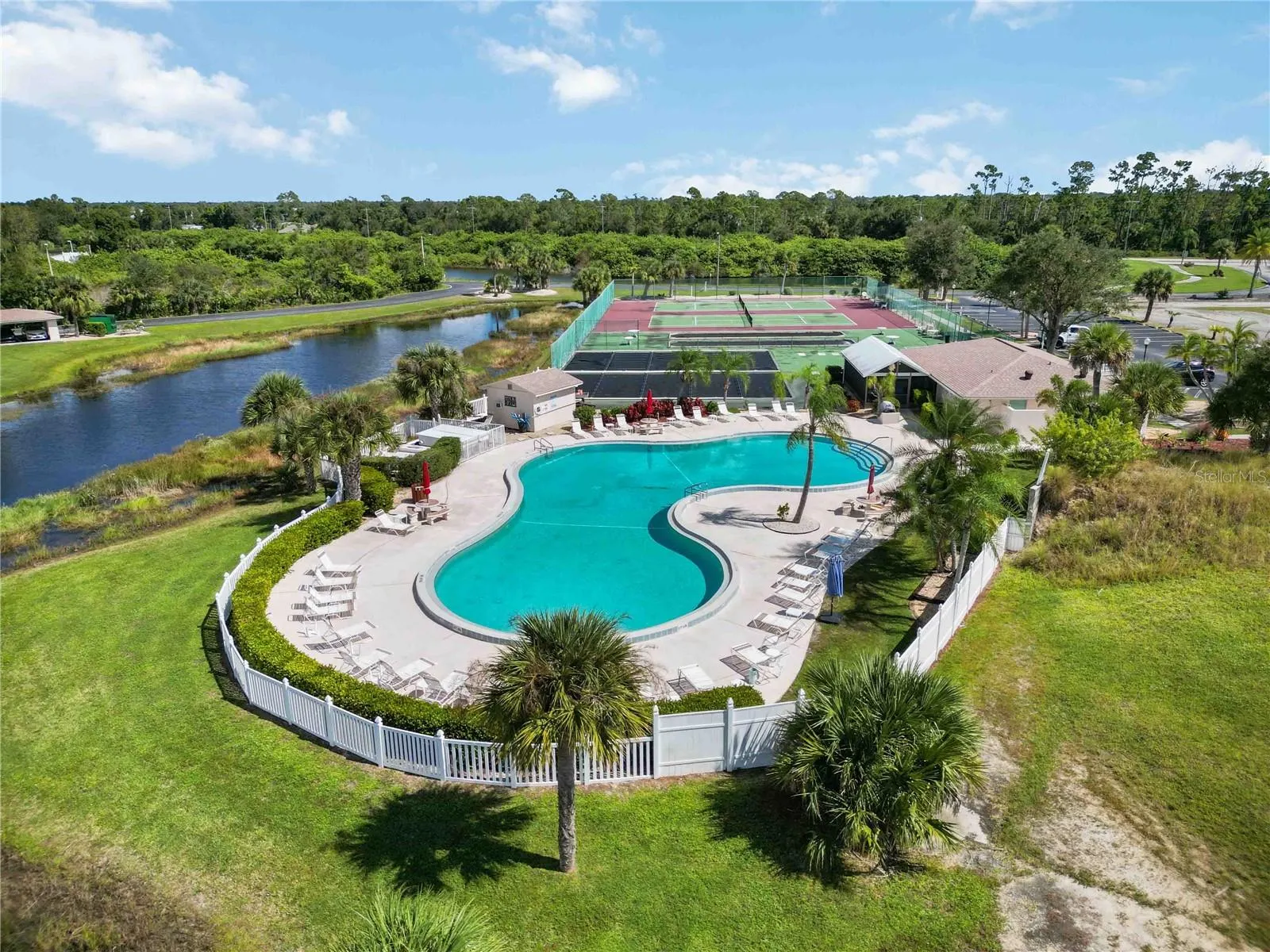 175 KINGS HWY #1022, #1022