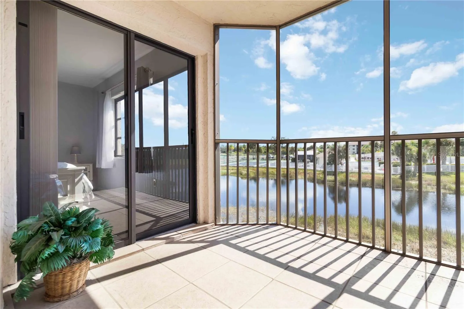 175 KINGS HWY #1022, #1022