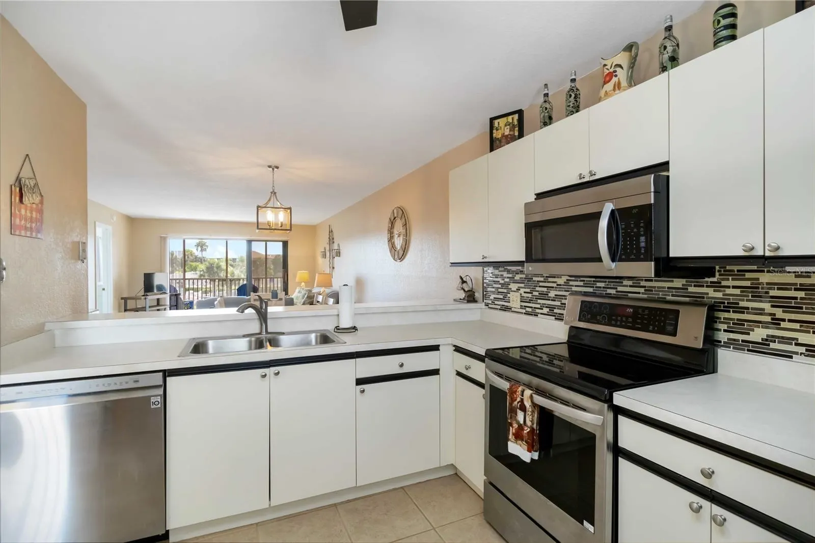 175 KINGS HWY #1022, #1022