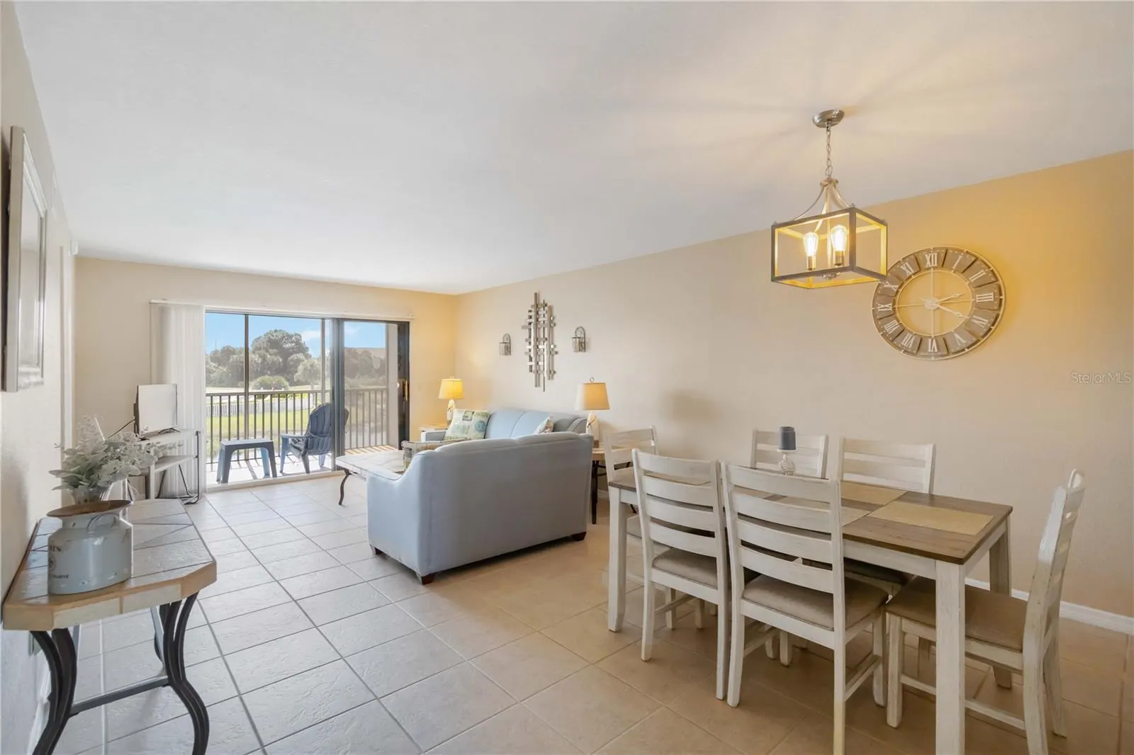 175 KINGS HWY #1022, #1022