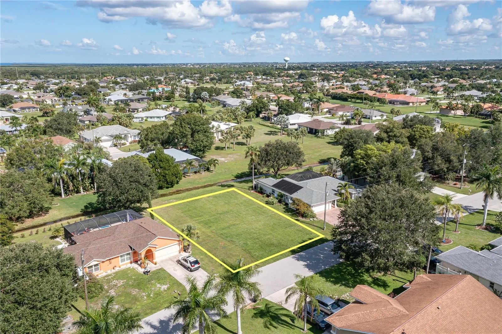 7535 CORAL TREE