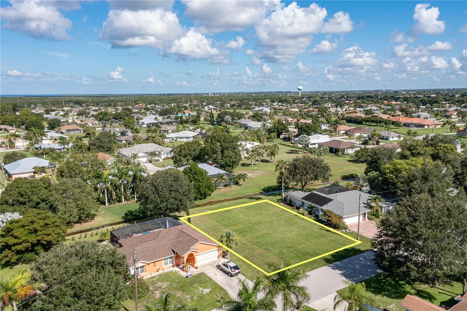 7535 CORAL TREE