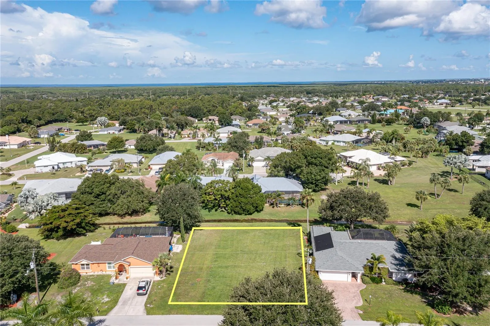 7535 CORAL TREE