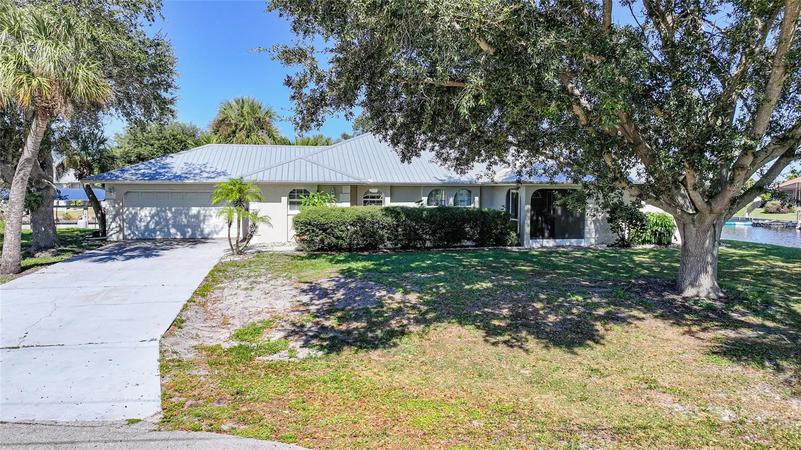 2037 PALM HARBOR TER