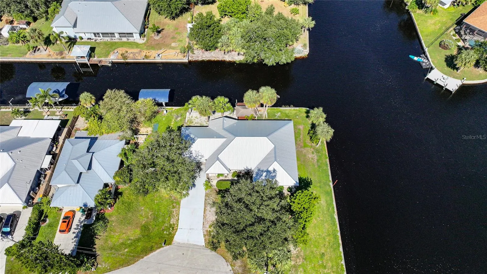 2037 PALM HARBOR TER