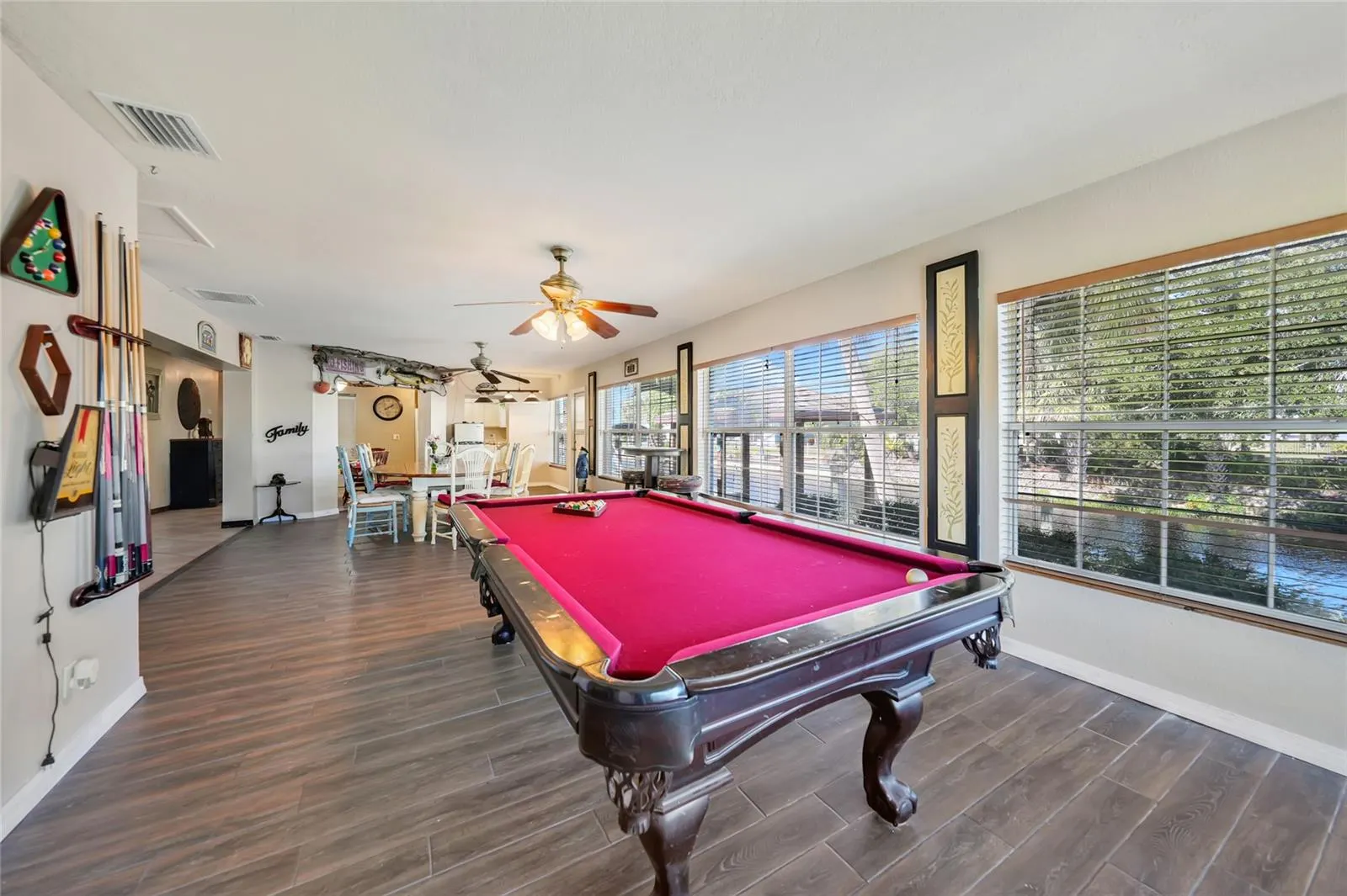 2037 PALM HARBOR TER