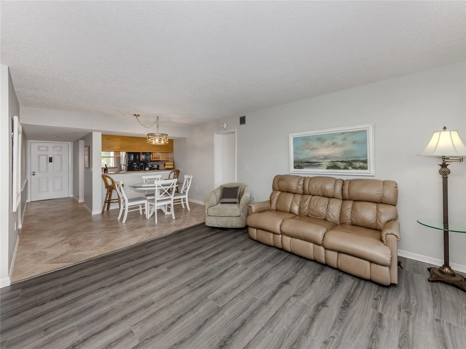 437 CERROMAR LN #312, #312