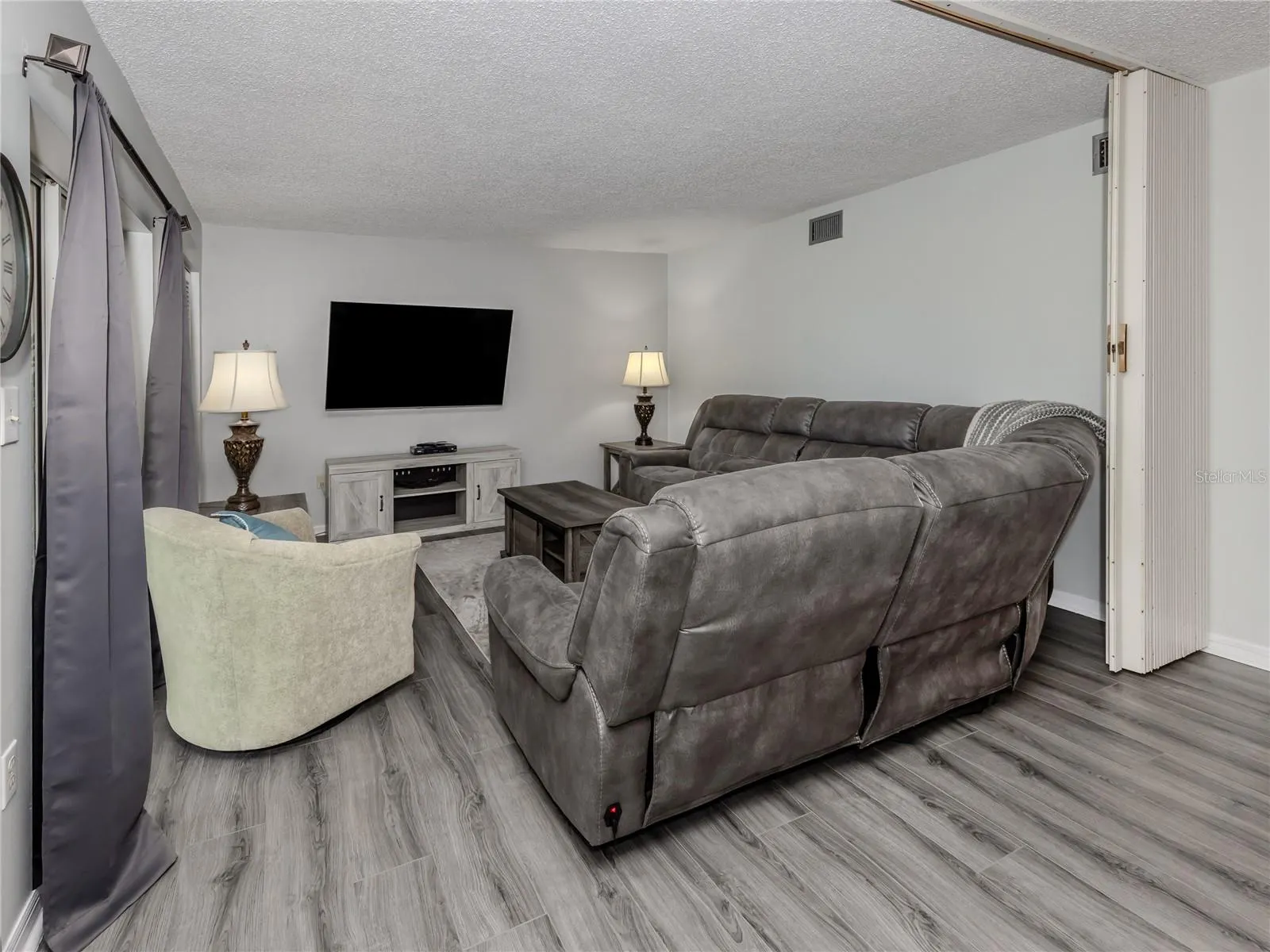 437 CERROMAR LN #312, #312